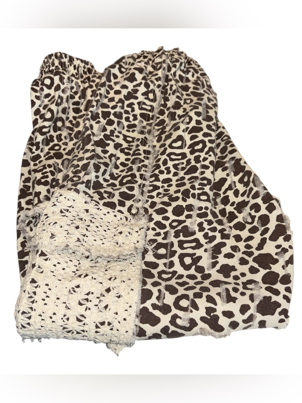 POL Leopard Print Jogger Pants with Crochet Trim Side Pockets Distressed Sz L